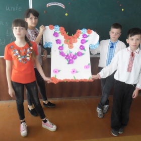 Вишиванка 6В класу