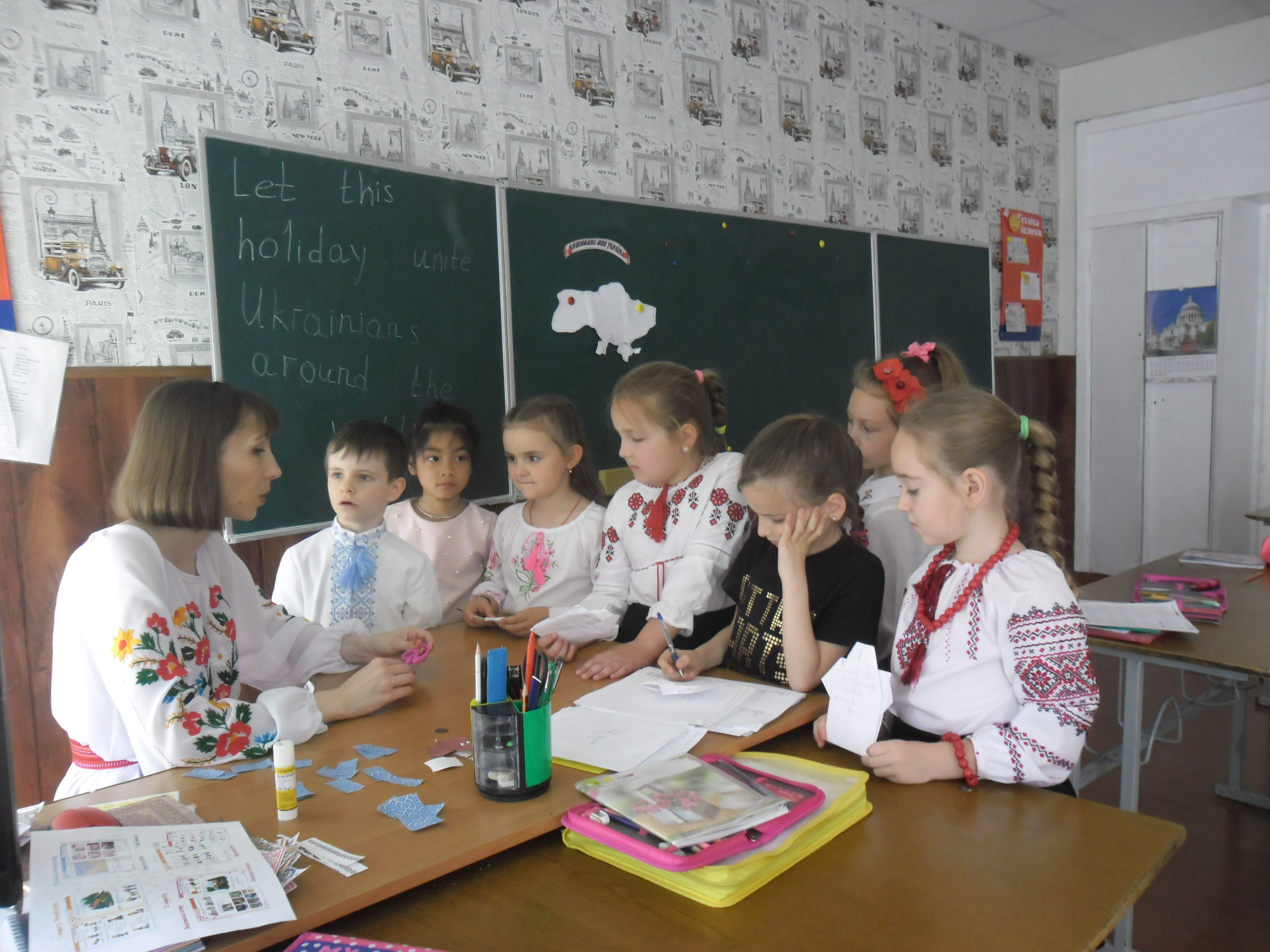 Дізнаємося про історію виникнення Дня вишиванки