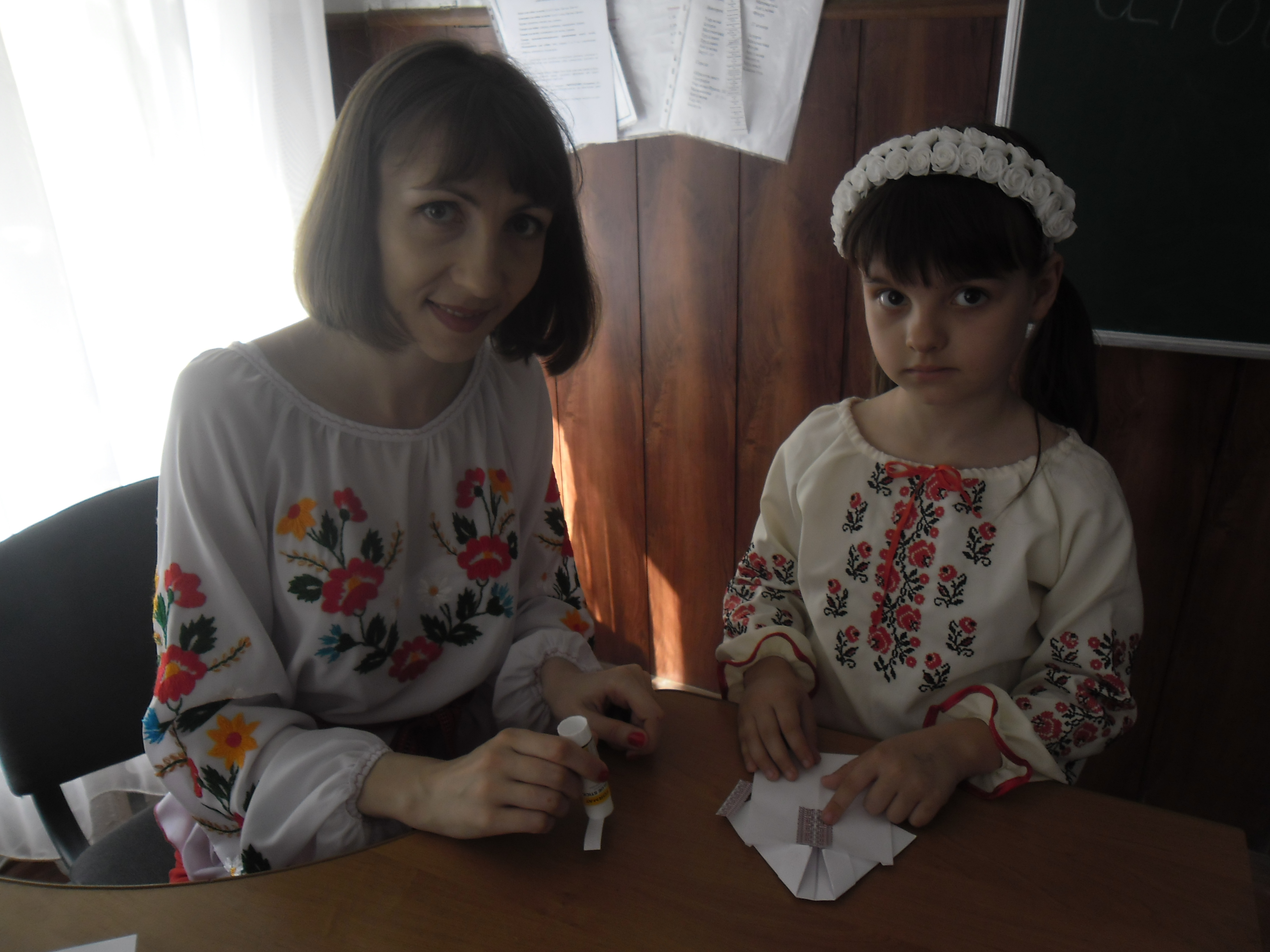 Україночки))