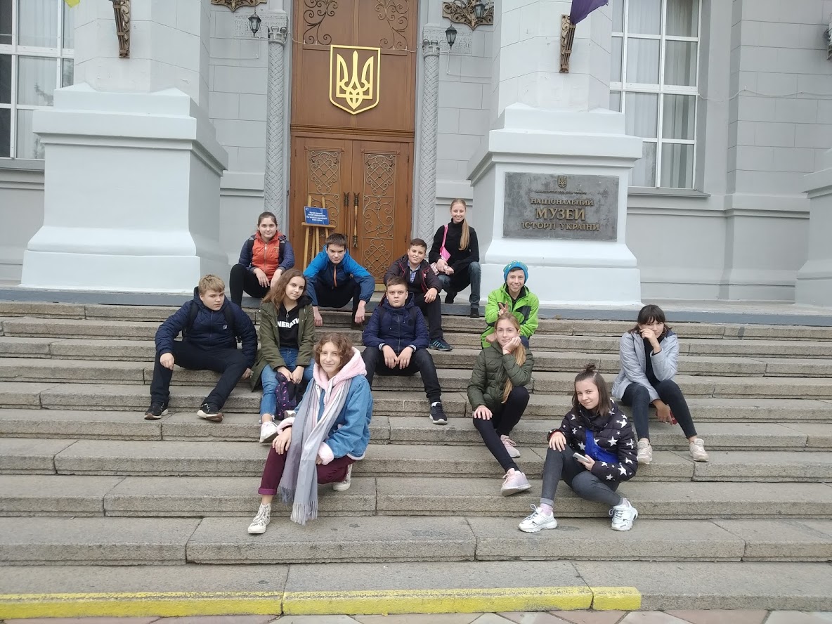 Екскурсія до Національного музею України
