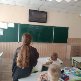 Тиждень героя до Дня захисника Вітчизни 2021. Перегляд мультфільмів на перервах про українських героїв