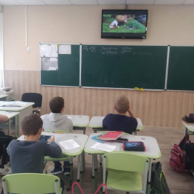 Тиждень героя до Дня захисника Вітчизни 2021. Перегляд мультфільмів на перервах про українських героїв