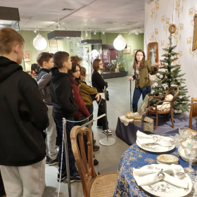 Виставка "Київська ялинка  - від ХІХ ст. до сьогодення"