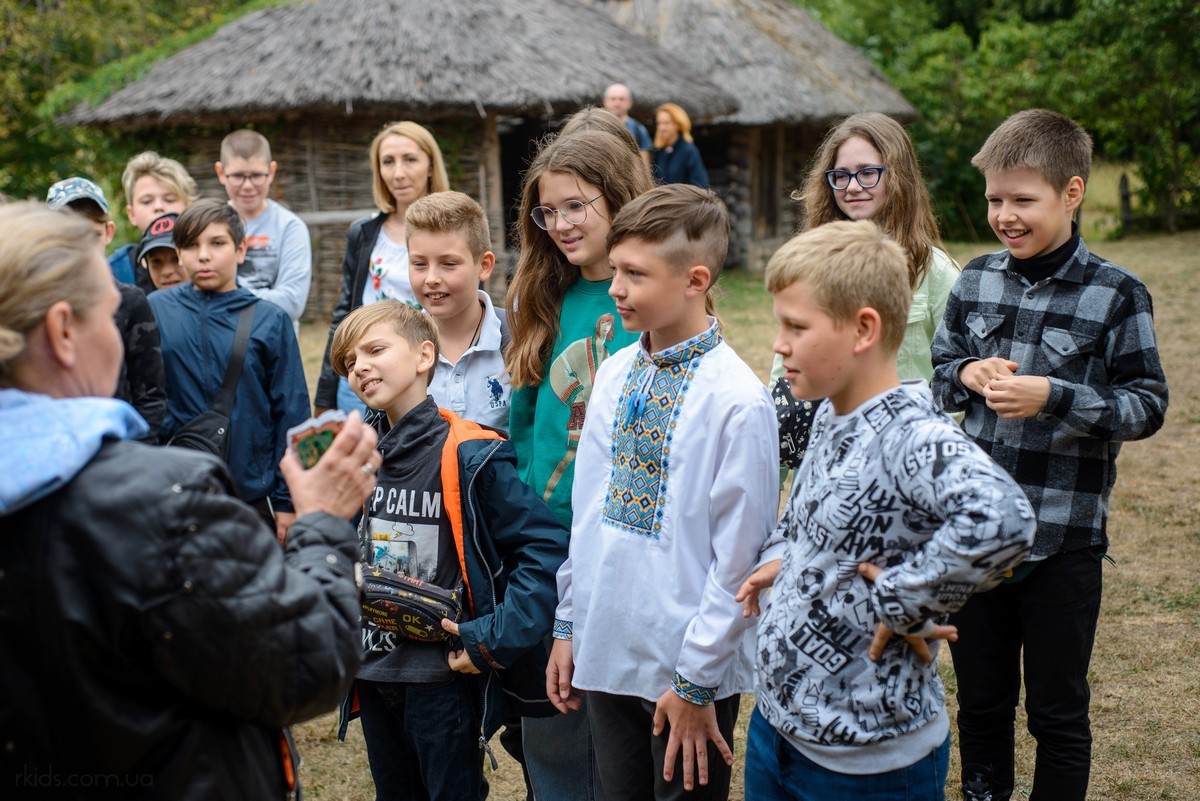 Екскурсія у Пирогів