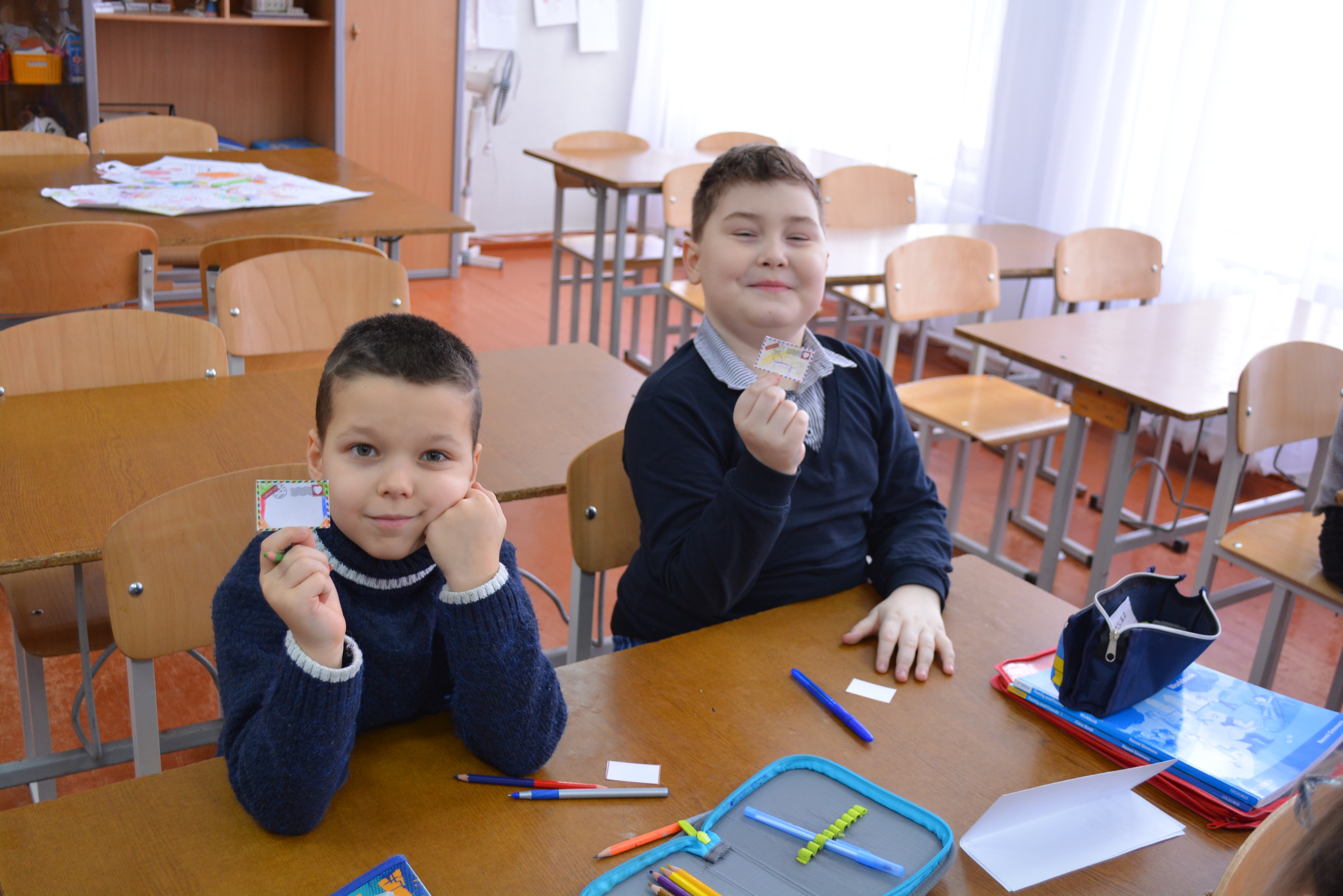 St. Valentine`s Day. Making mini-love letters.
