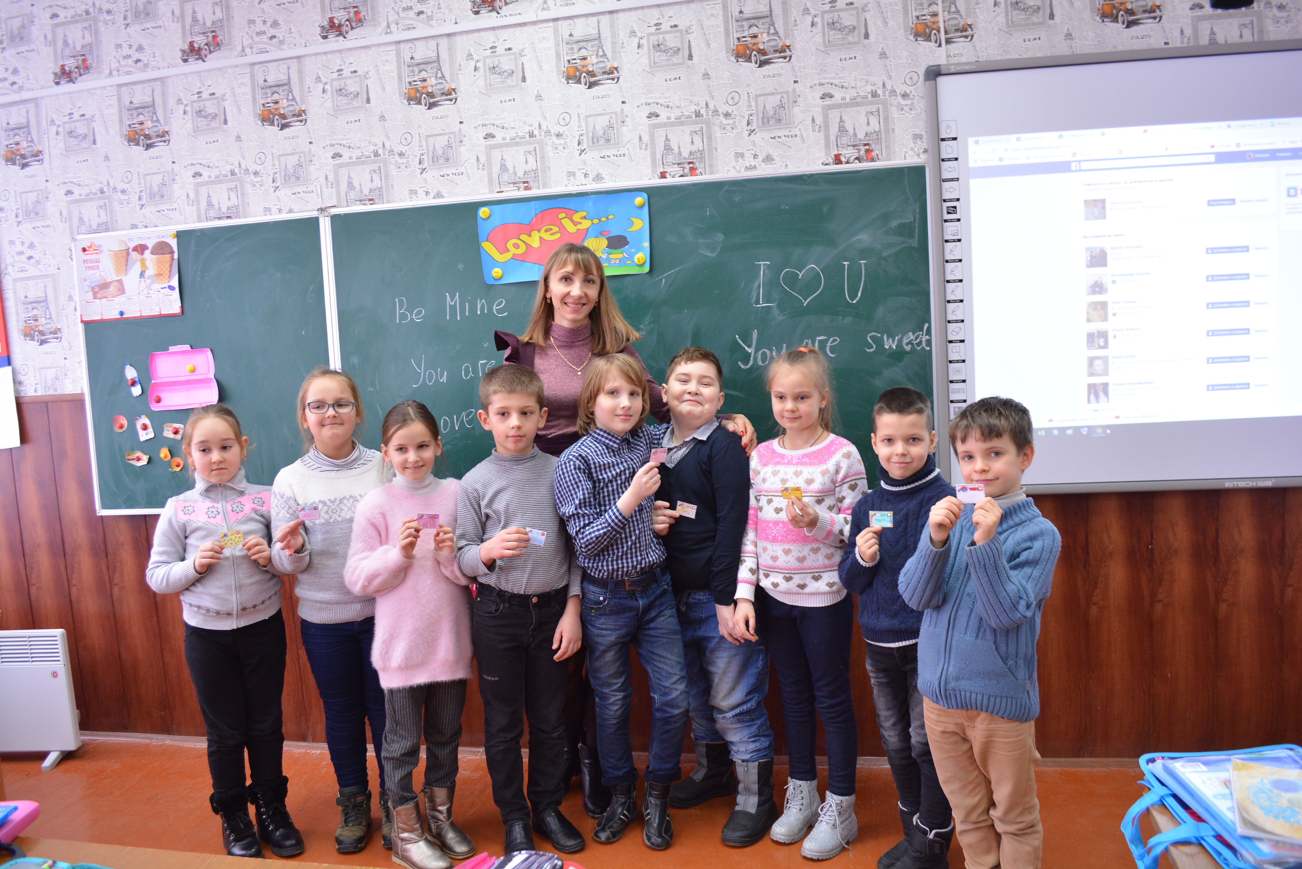 St. Valentine`s Day. Making mini-love letters.