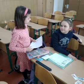Making a dialogue on the base of survey