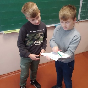 Making a dialogue on the base of survey
