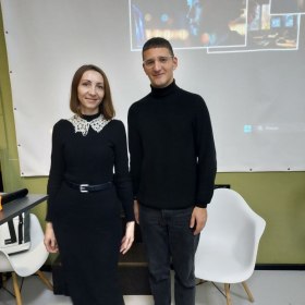 Разом  Навчаємося і Зростаємо/Together We Learn And Grow