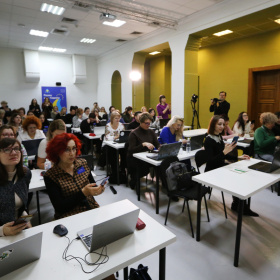 Разом  Навчаємося і Зростаємо/Together We Learn And Grow