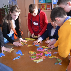 Ukrainian Unity Day. Puzzle "Ukraine"